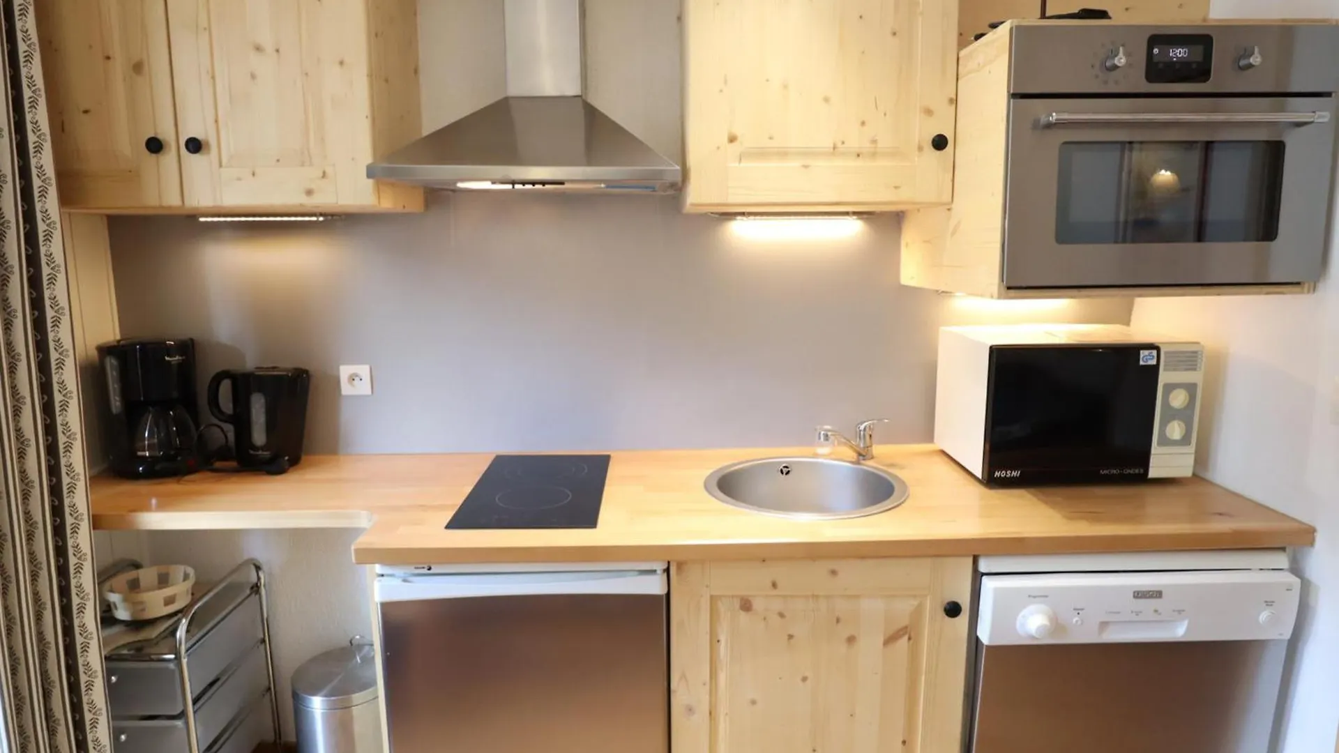 Appartement Les Gets - Studio Au Pied Des Pistes, Central, Tout Equipe - Fr-1-623-220